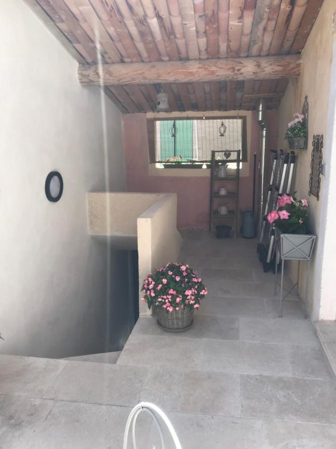 La Charmeuse Apartman Céreste Kültér fotó